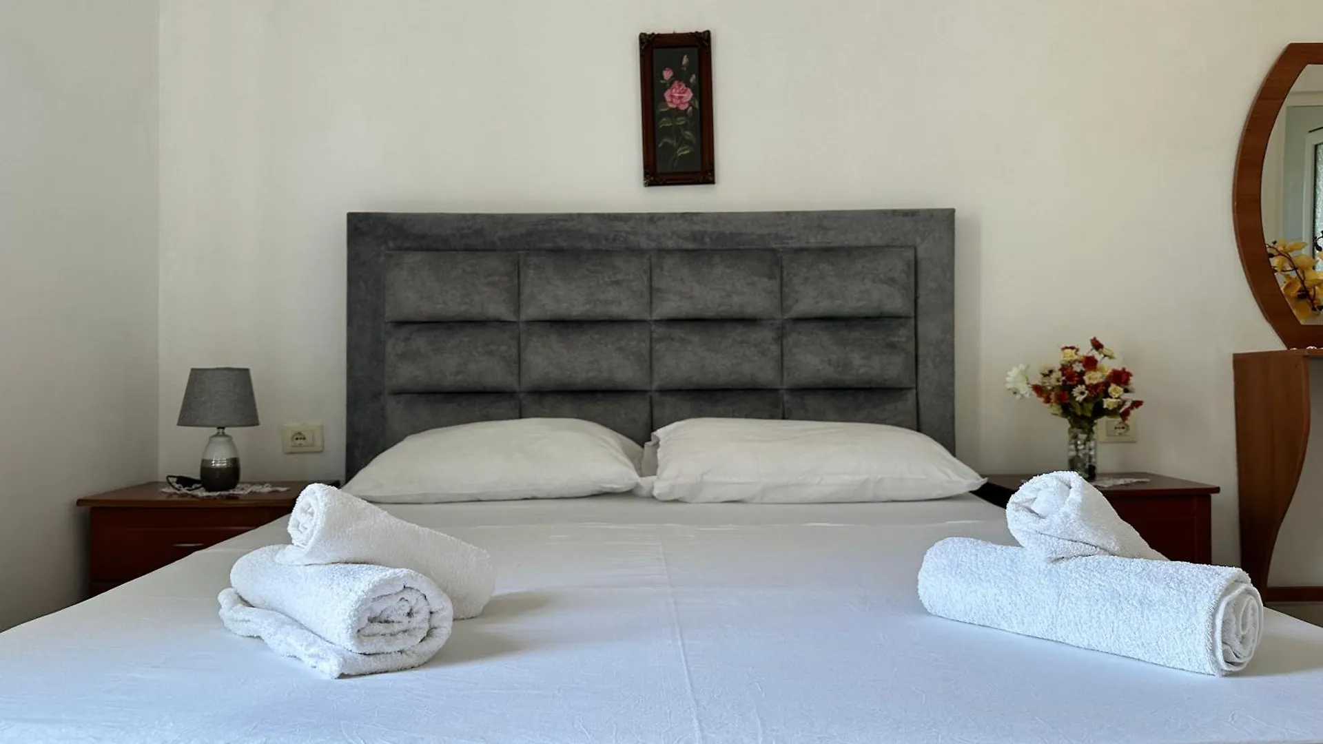 Berti Apartments Saranda 0*,  Arnavutluk